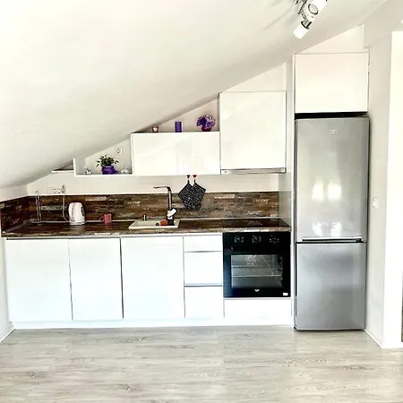 Tajra Apartman